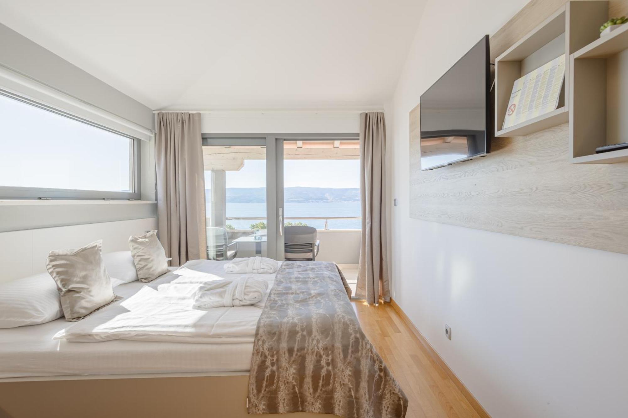 Rogac Rooms & Restaurant Omiš Εξωτερικό φωτογραφία