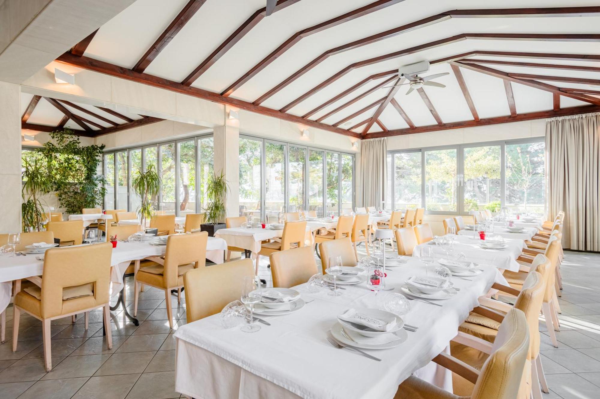 Rogac Rooms & Restaurant Omiš Εξωτερικό φωτογραφία