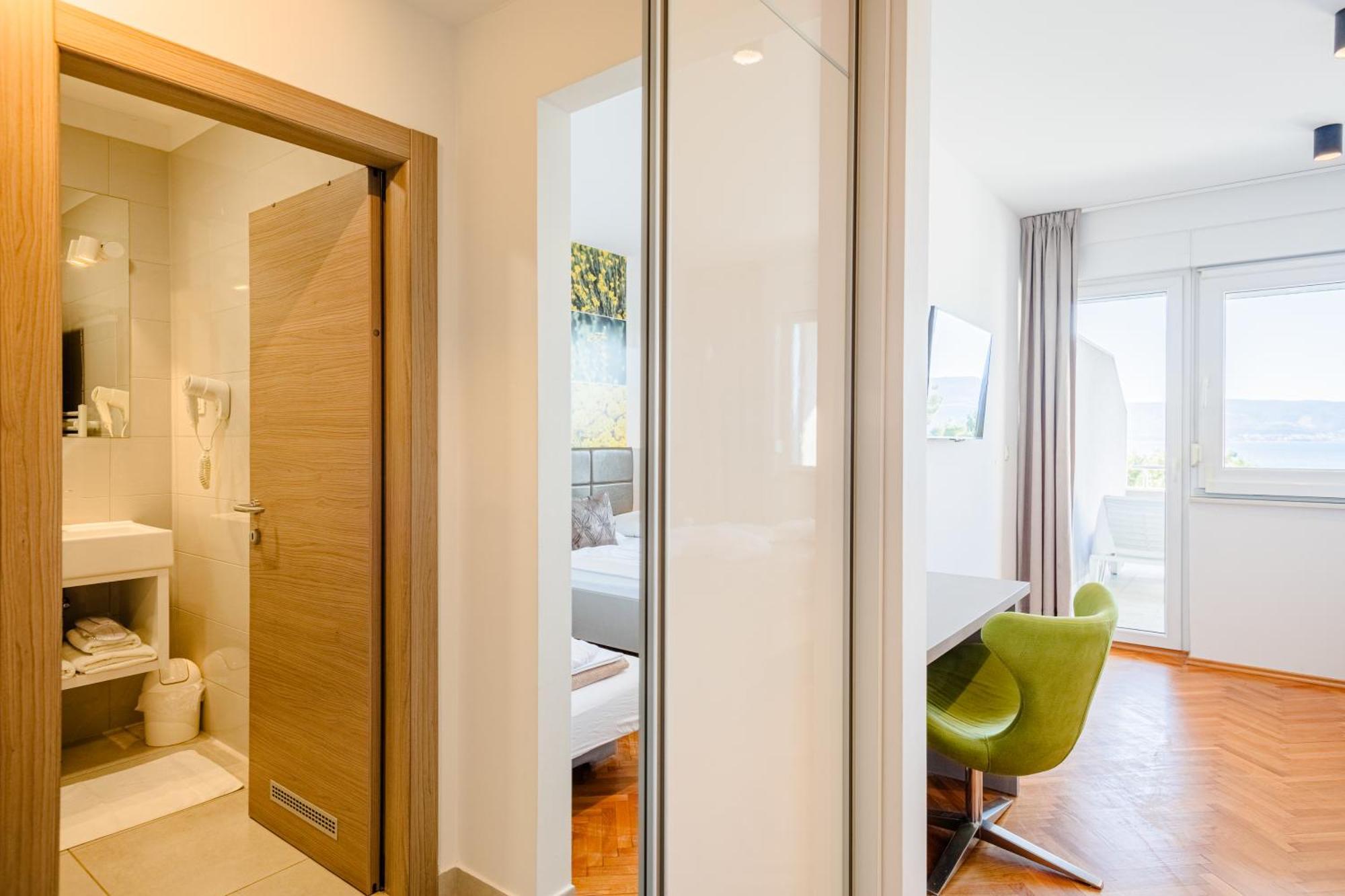 Rogac Rooms & Restaurant Omiš Εξωτερικό φωτογραφία