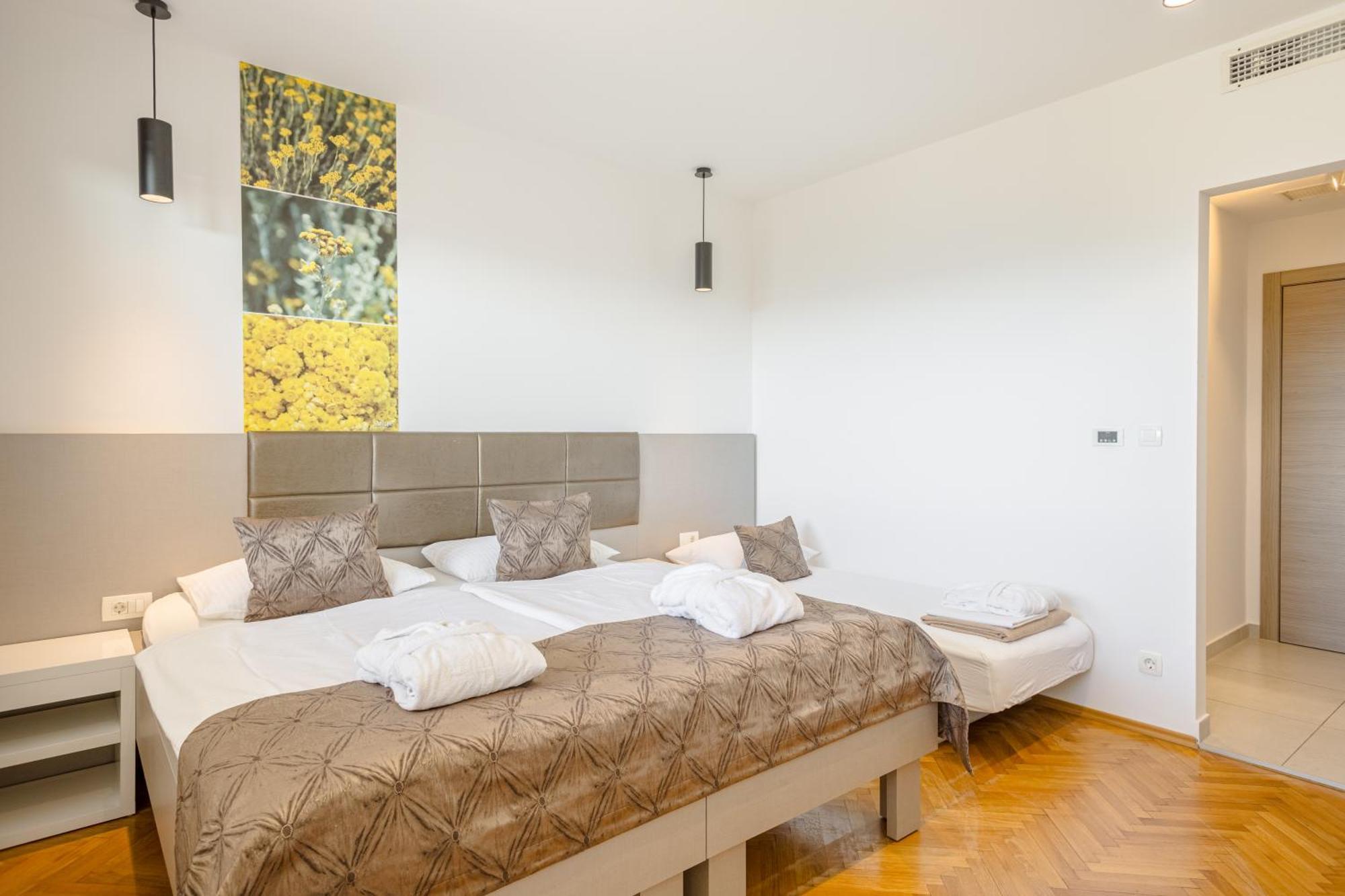 Rogac Rooms & Restaurant Omiš Εξωτερικό φωτογραφία